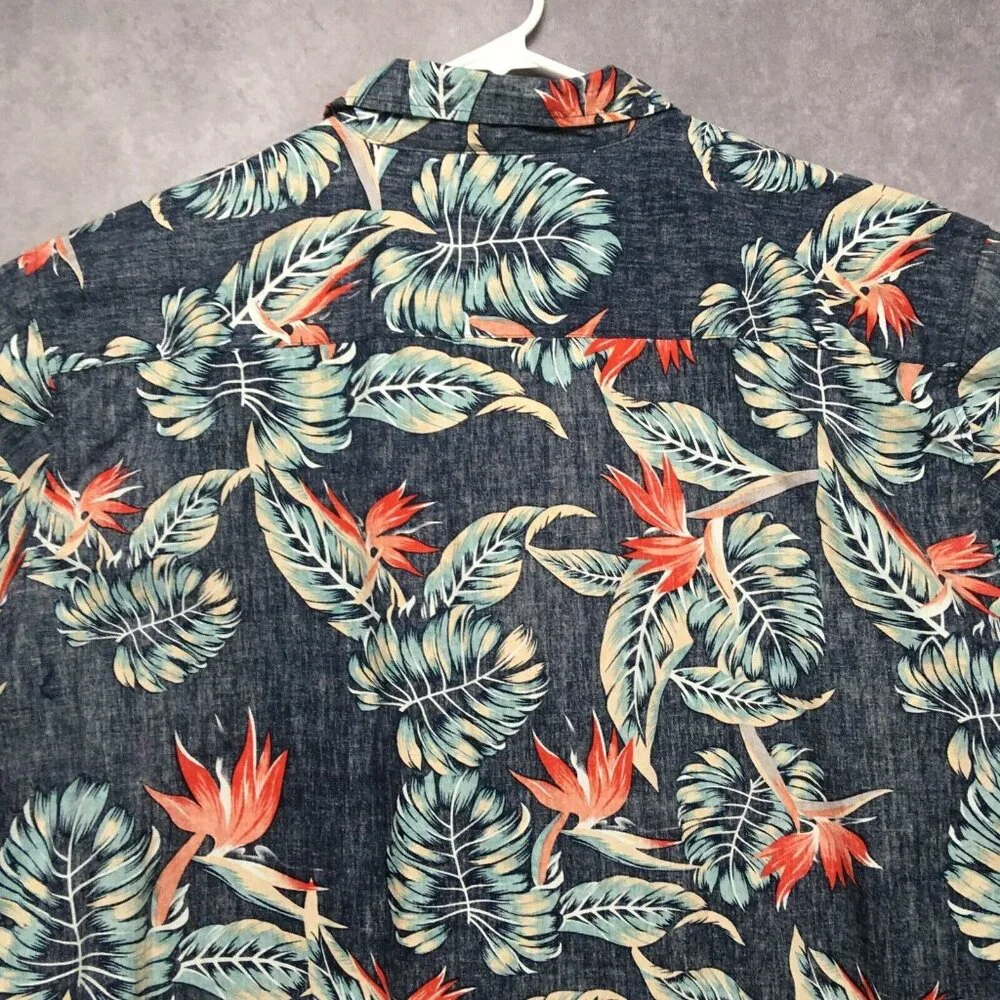 Molokai Surf Co Mens Floral Shirt size 2XL Short Sleeve Button Up Reverse‎